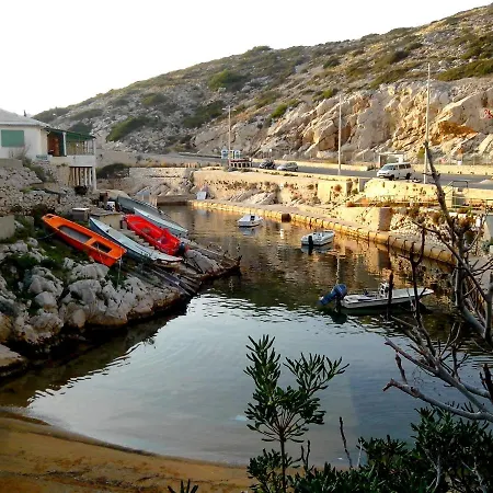 Holiday home Cabanon Du Pecheur, Parc National Des Calanques *
